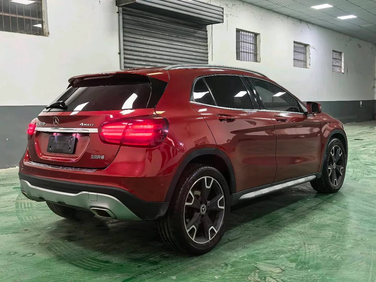 Mercedes-Benz GLA 2018 GLA 220 4MATIC 10