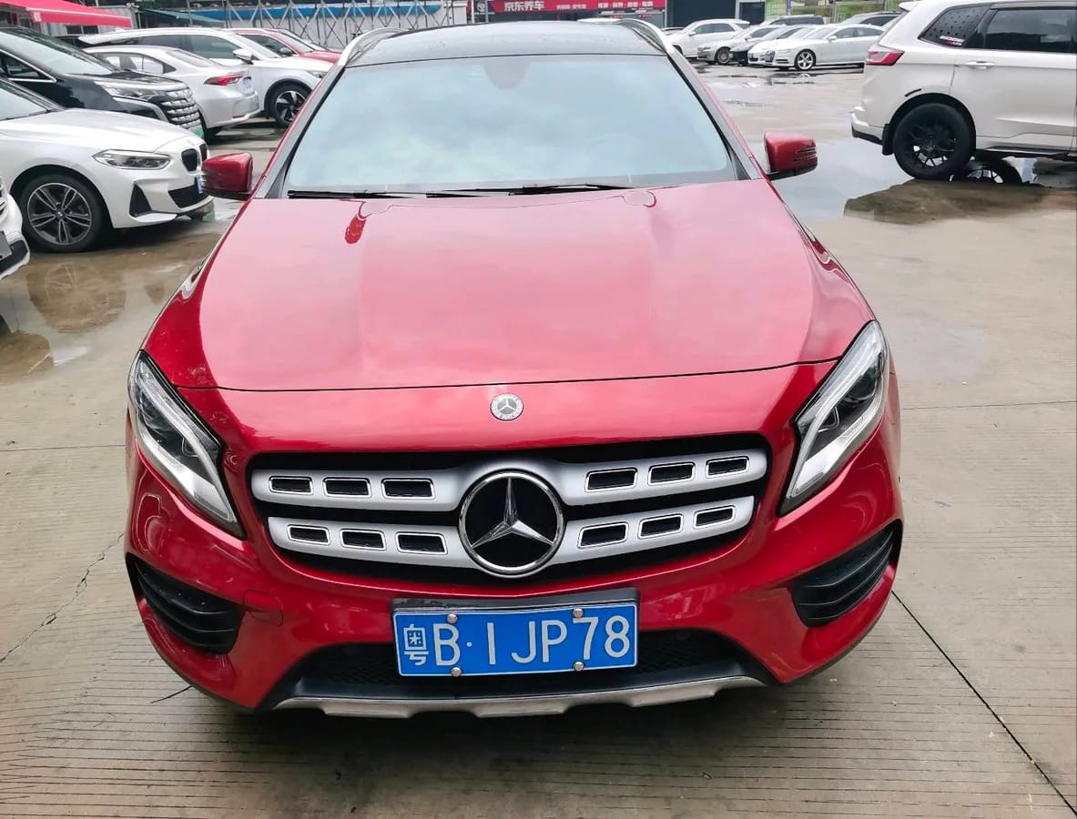 Mercedes-Benz GLA 2019 GLA 200 2