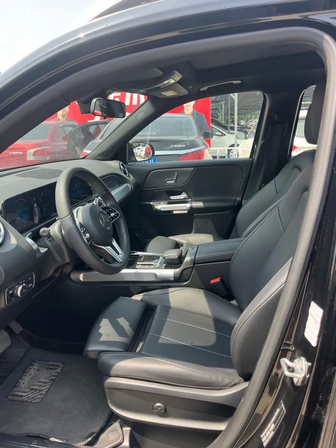 Mercedes-Benz GLB 2021 GLB 200 4