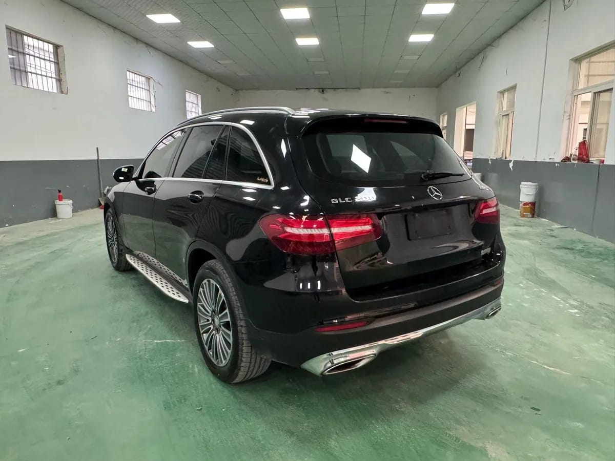 Mercedes-Benz GLC 2016 GLC 200 4MATIC 6