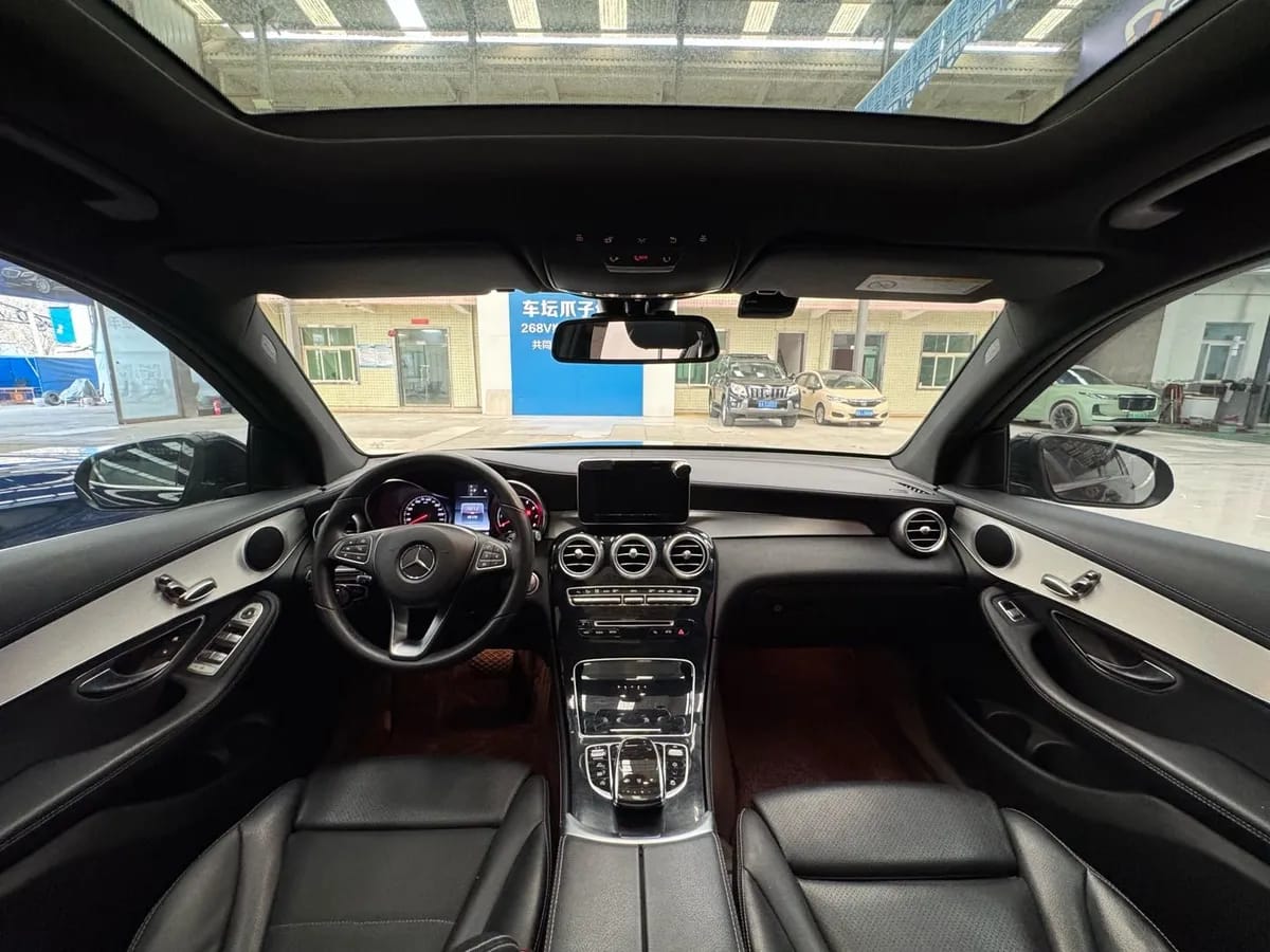 Mercedes-Benz GLC 2016 GLC 200 4MATIC 7