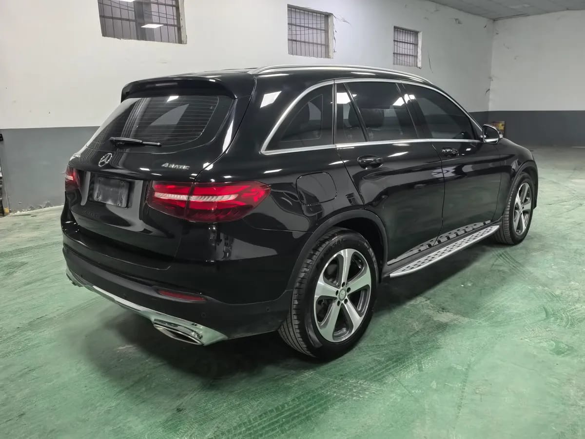 Mercedes-Benz GLC 2016 GLC 260 4MATIC 6