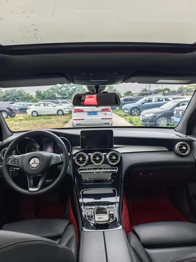 Mercedes-Benz GLC 2017 GLC 200 4MATIC SUV 8