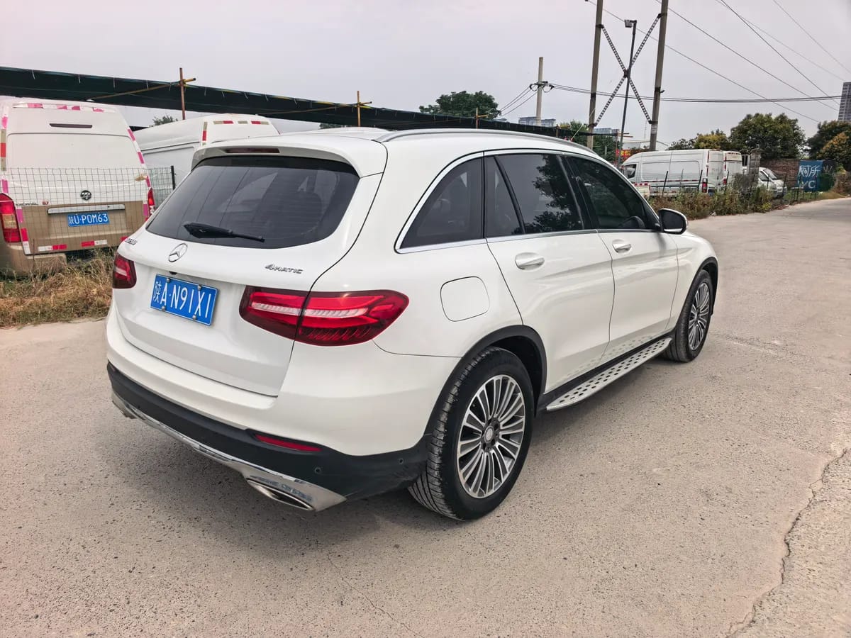 Mercedes-Benz GLC 2017 GLC 200 4MATIC 10