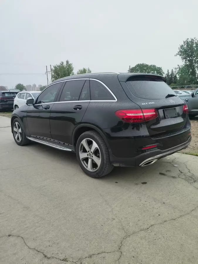Mercedes-Benz GLC 2017 GLC 260 4MATIC 4