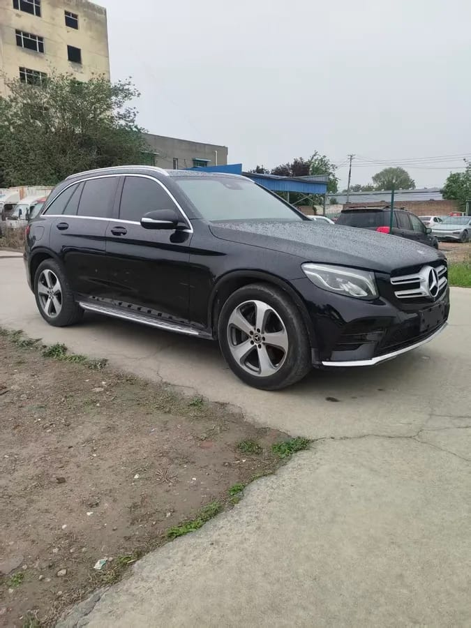 Mercedes-Benz GLC 2017 GLC 260 4MATIC 8