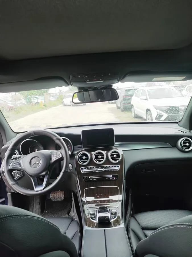 Mercedes-Benz GLC 2017 GLC 260 4MATIC 10
