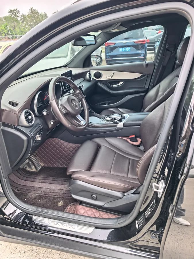 Mercedes-Benz GLC 2018 GLC 200 4MATIC 4