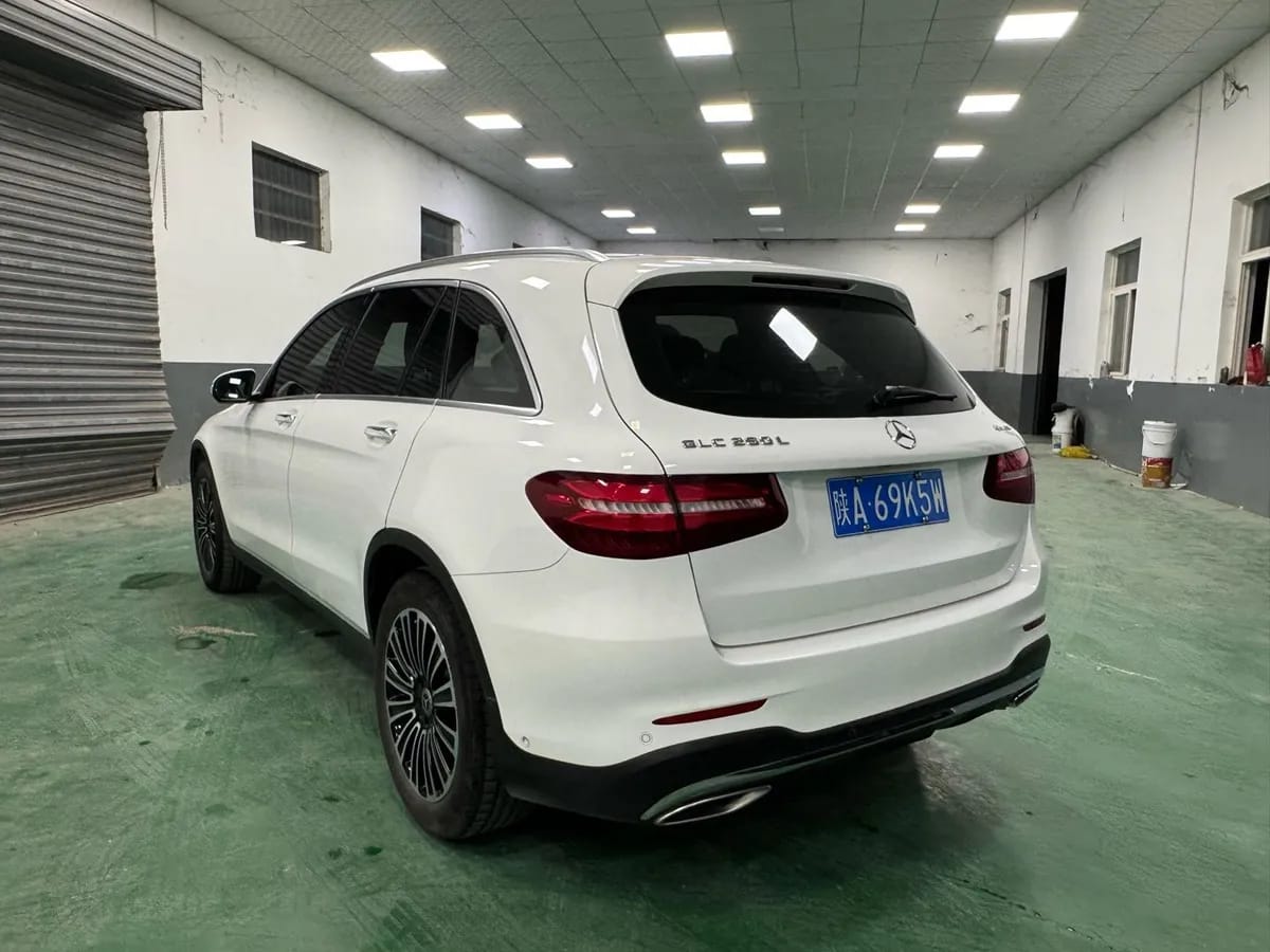 Mercedes-Benz GLC 2019 GLC 260 L 4MATIC 6