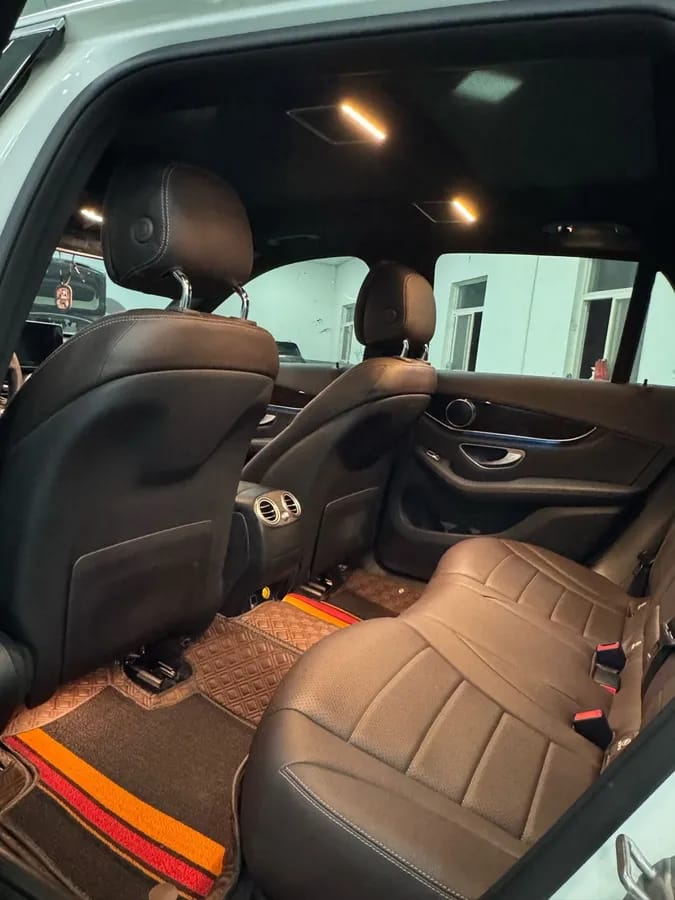 Mercedes-Benz GLC 2019 GLC 260 L 4MATIC 9