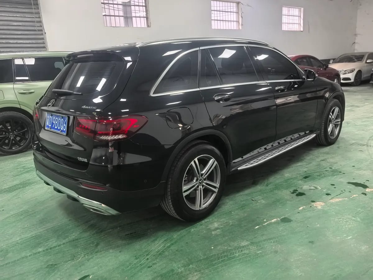 Mercedes-Benz GLC 2021 GLC 260 L 4MATIC 4