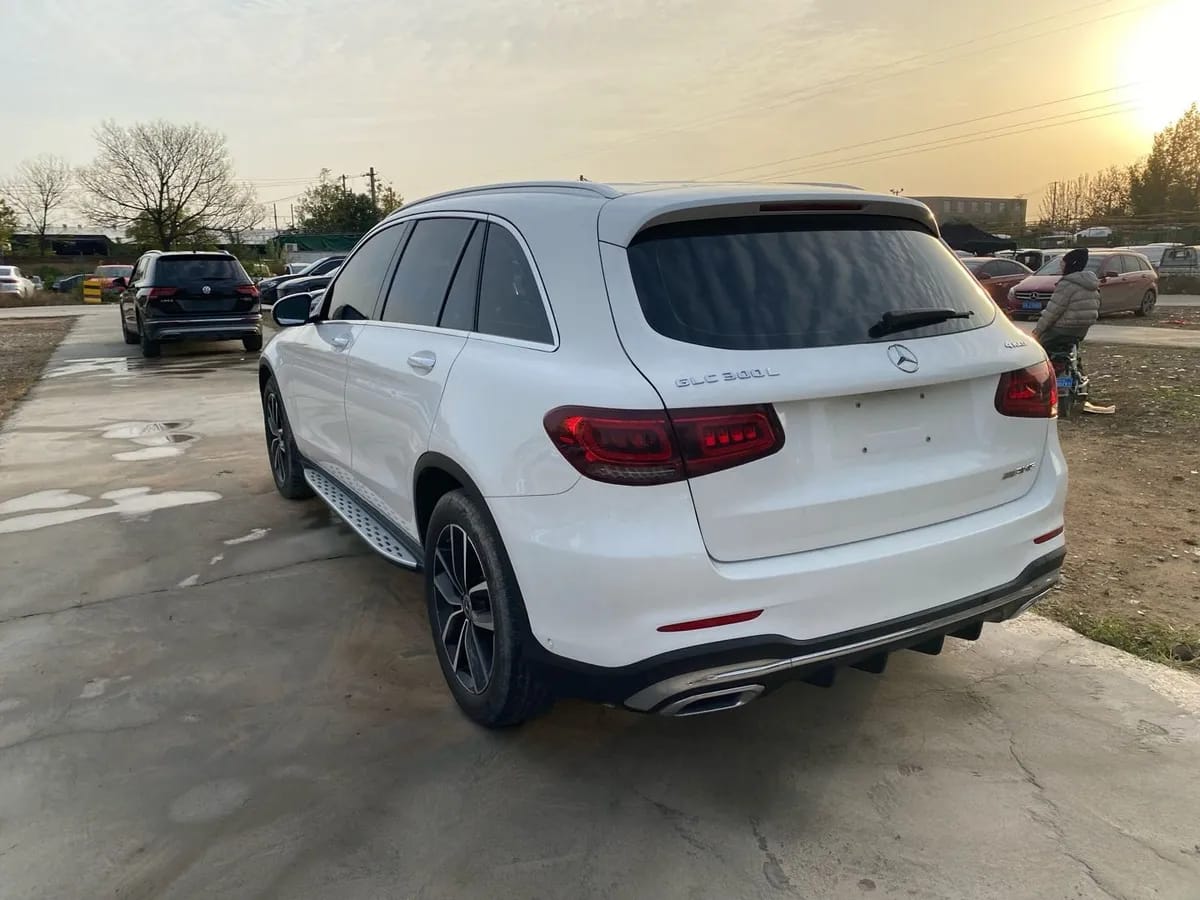 Mercedes-Benz GLC 2021 GLC 300 L 4MATIC 6
