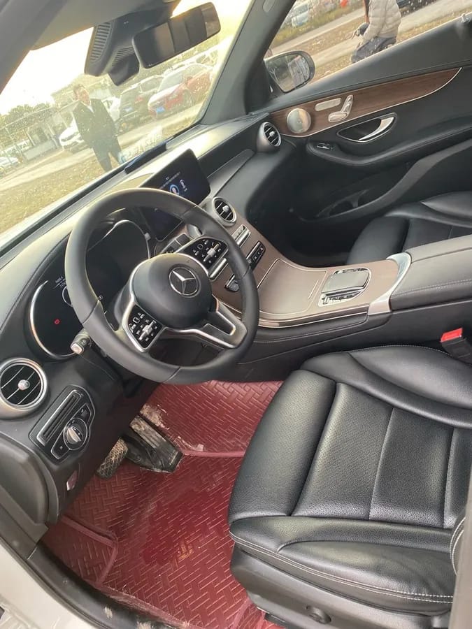 Mercedes-Benz GLC 2021 GLC 300 L 4MATIC 8