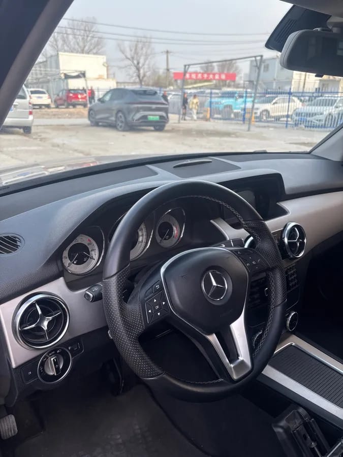 Mercedes-Benz GLK 2015 GLK 260 4MATIC 7