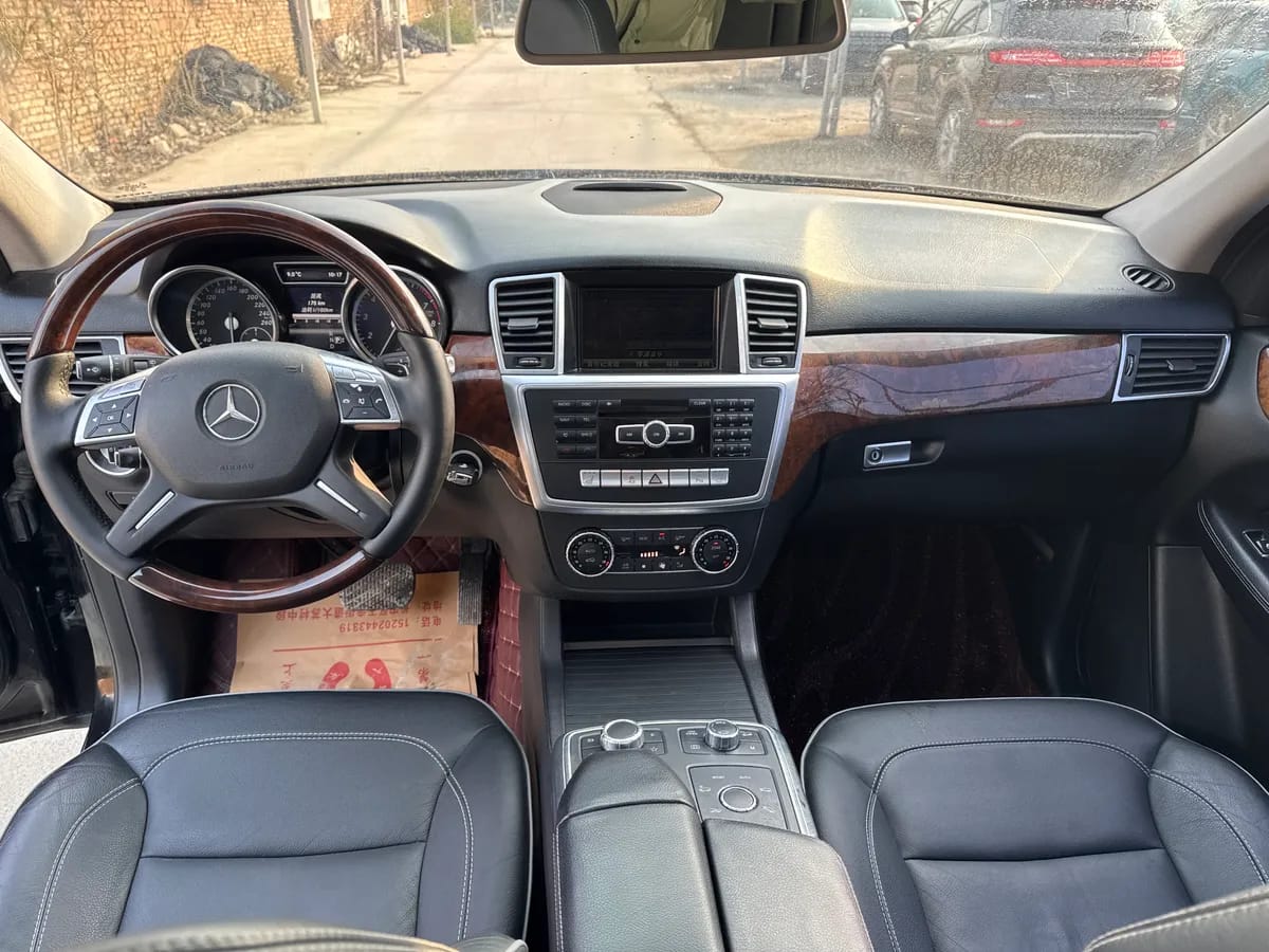 Mercedes-Benz M 2012 ML 350 5