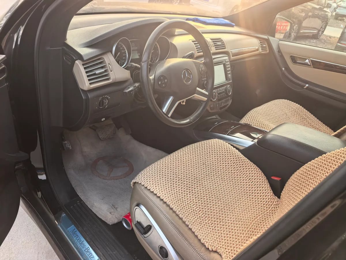 Mercedes-Benz R 2009 R 300 L 7