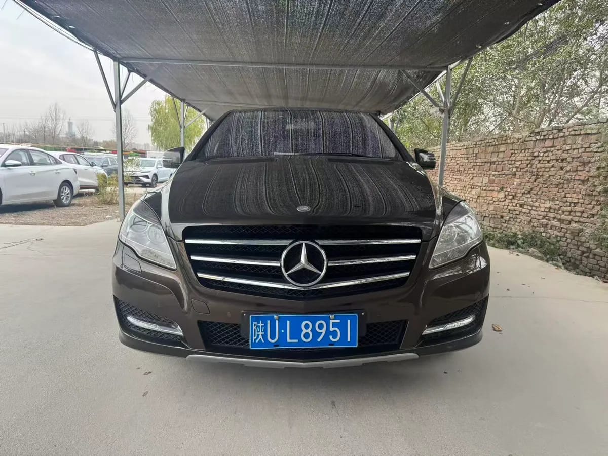 Mercedes-Benz R 2011 R 300 L 3