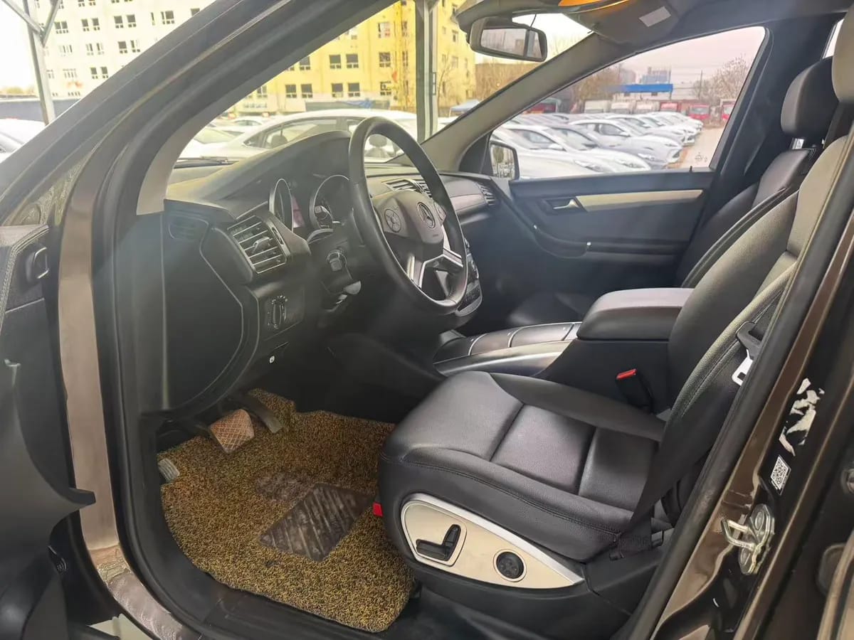 Mercedes-Benz R 2011 R 300 L 7