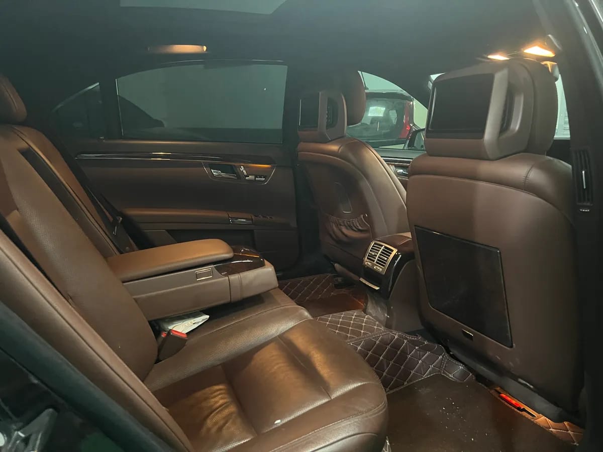 Mercedes-Benz S 2011 S 350 L CGI 7