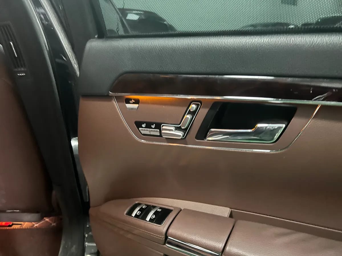 Mercedes-Benz S 2011 S 350 L CGI 8