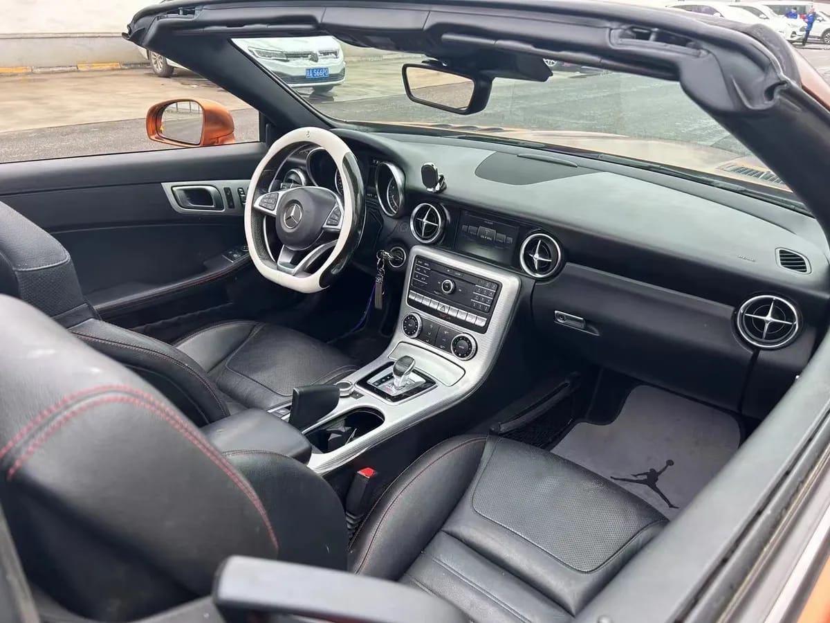 Mercedes-Benz SLC ( ) 2016 SLC 300 5