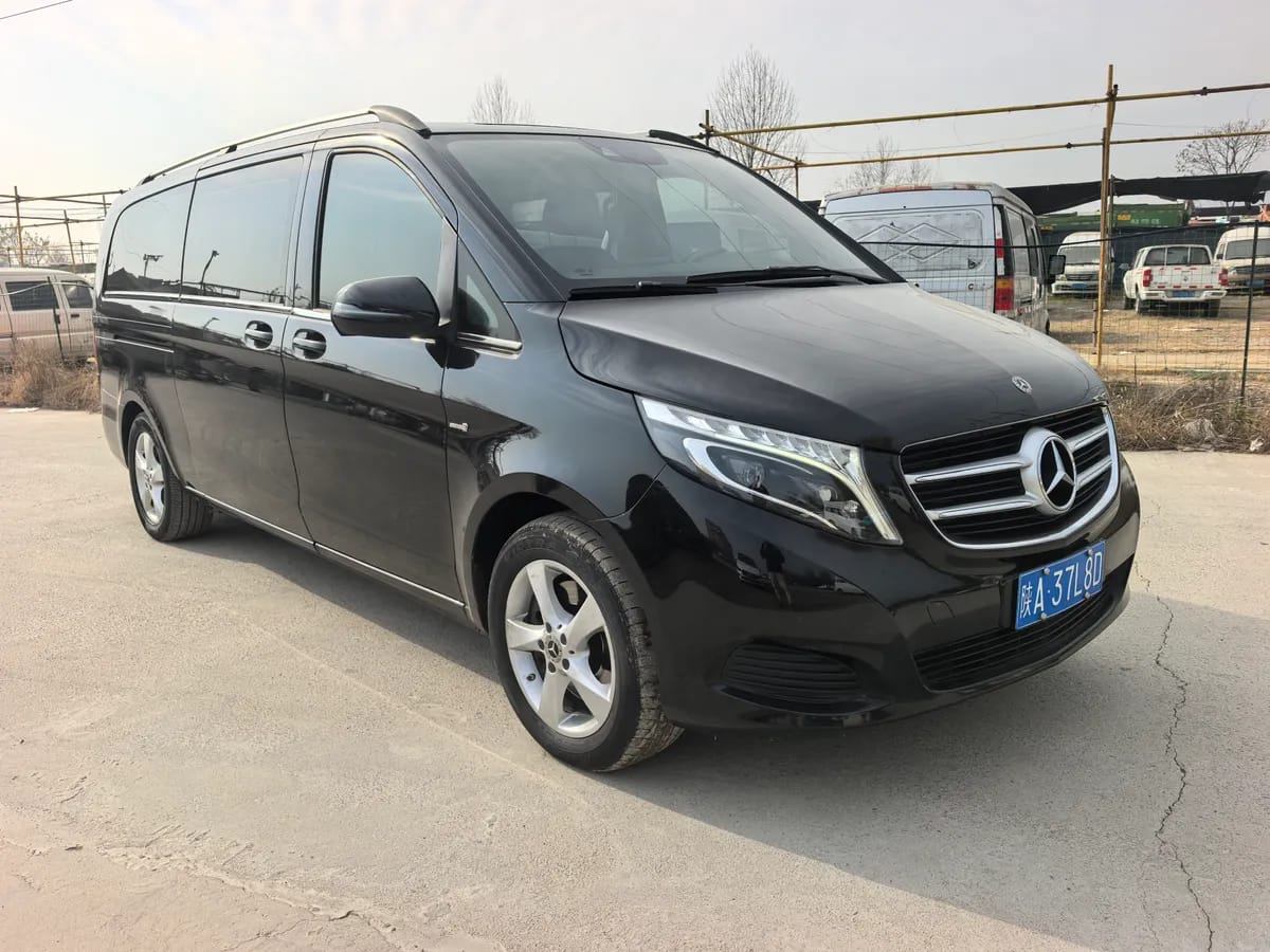 Mercedes-Benz V ( ) 2018 V250 2.0T Avantgarde 3