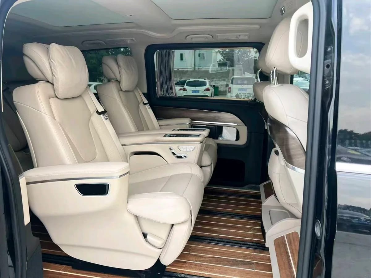 Mercedes-Benz V 2021 V 260 7