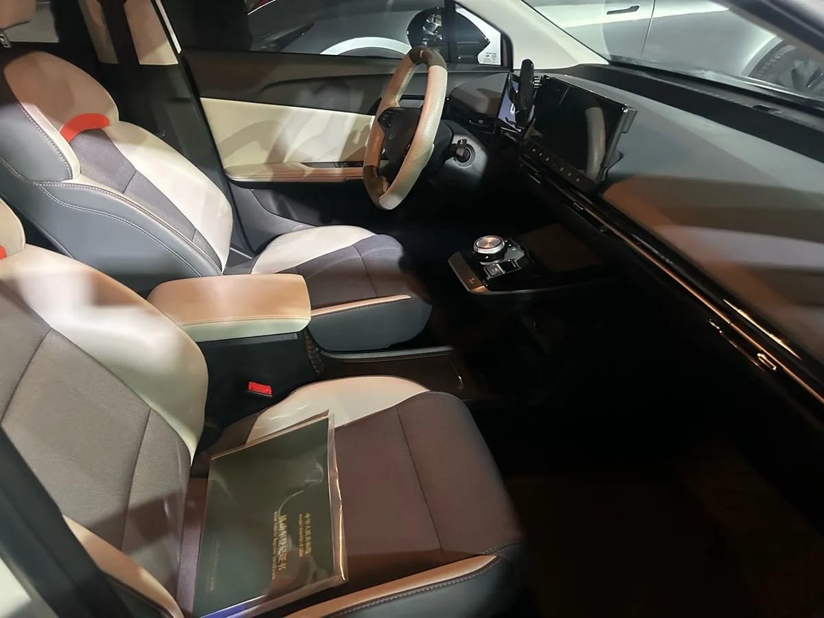 MG MG4 EV 2022 425km 5