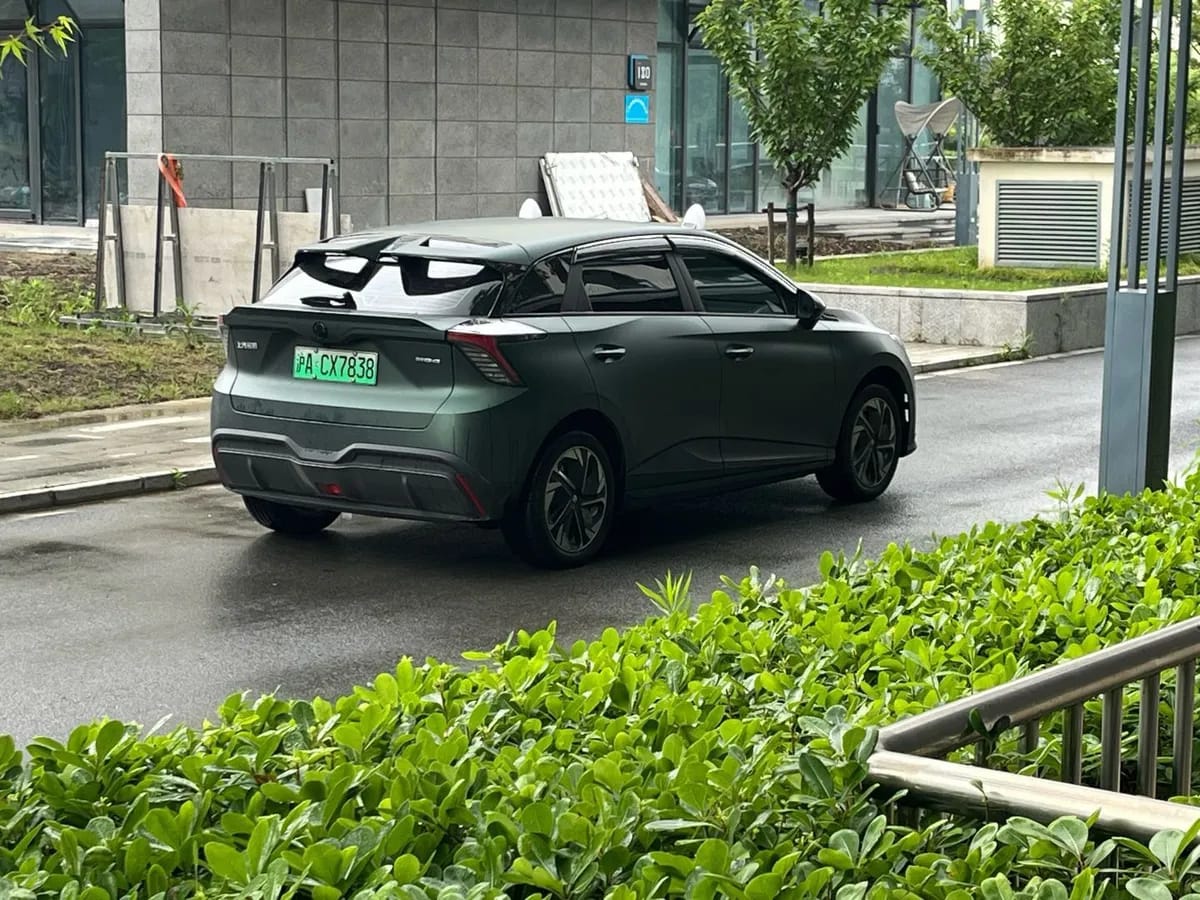 MG MG4 EV 2023 415km 5