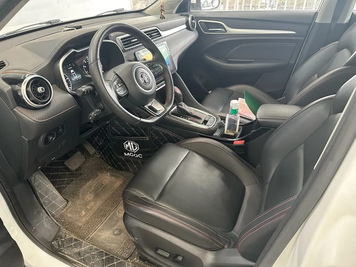 MG ZS 2020 180DVVT Plus L2+ 8