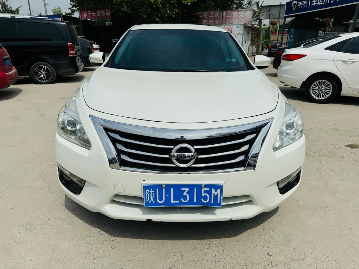 Nissan 2015 2.0L XL Upper 2