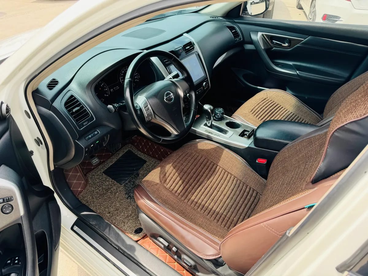 Nissan 2015 2.0L XL Upper 4