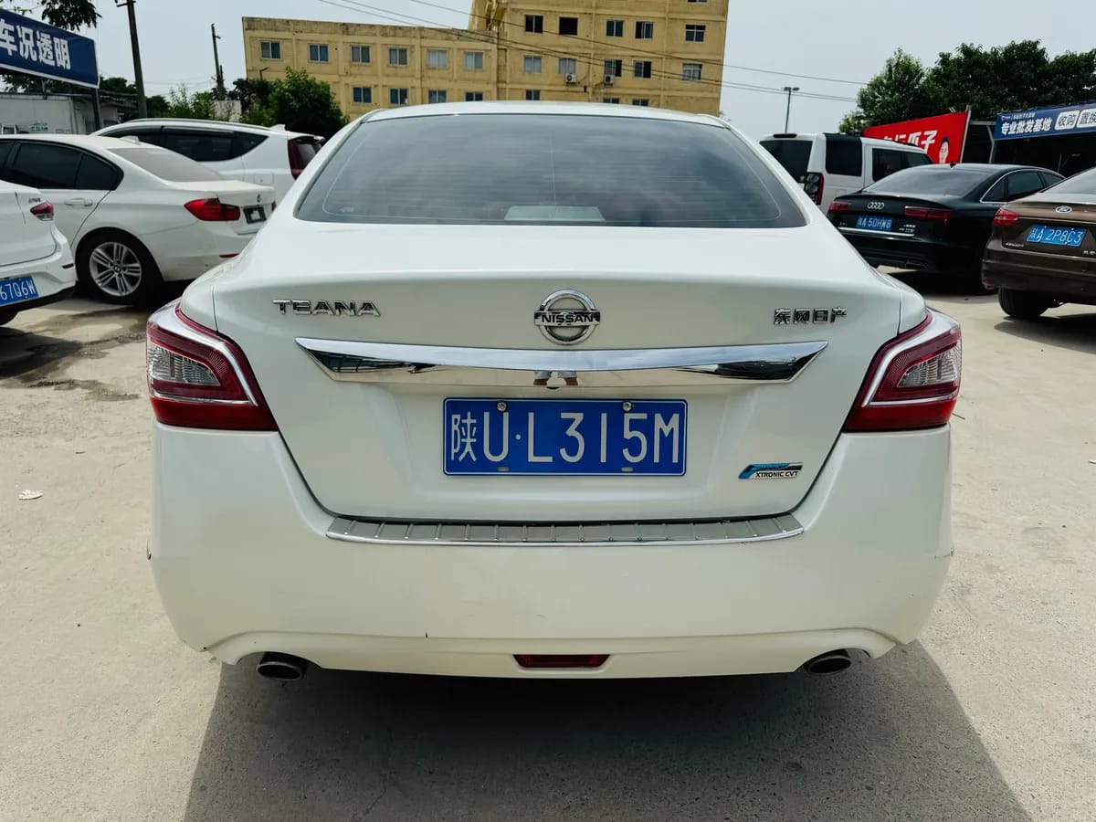 Nissan 2015 2.0L XL Upper 8