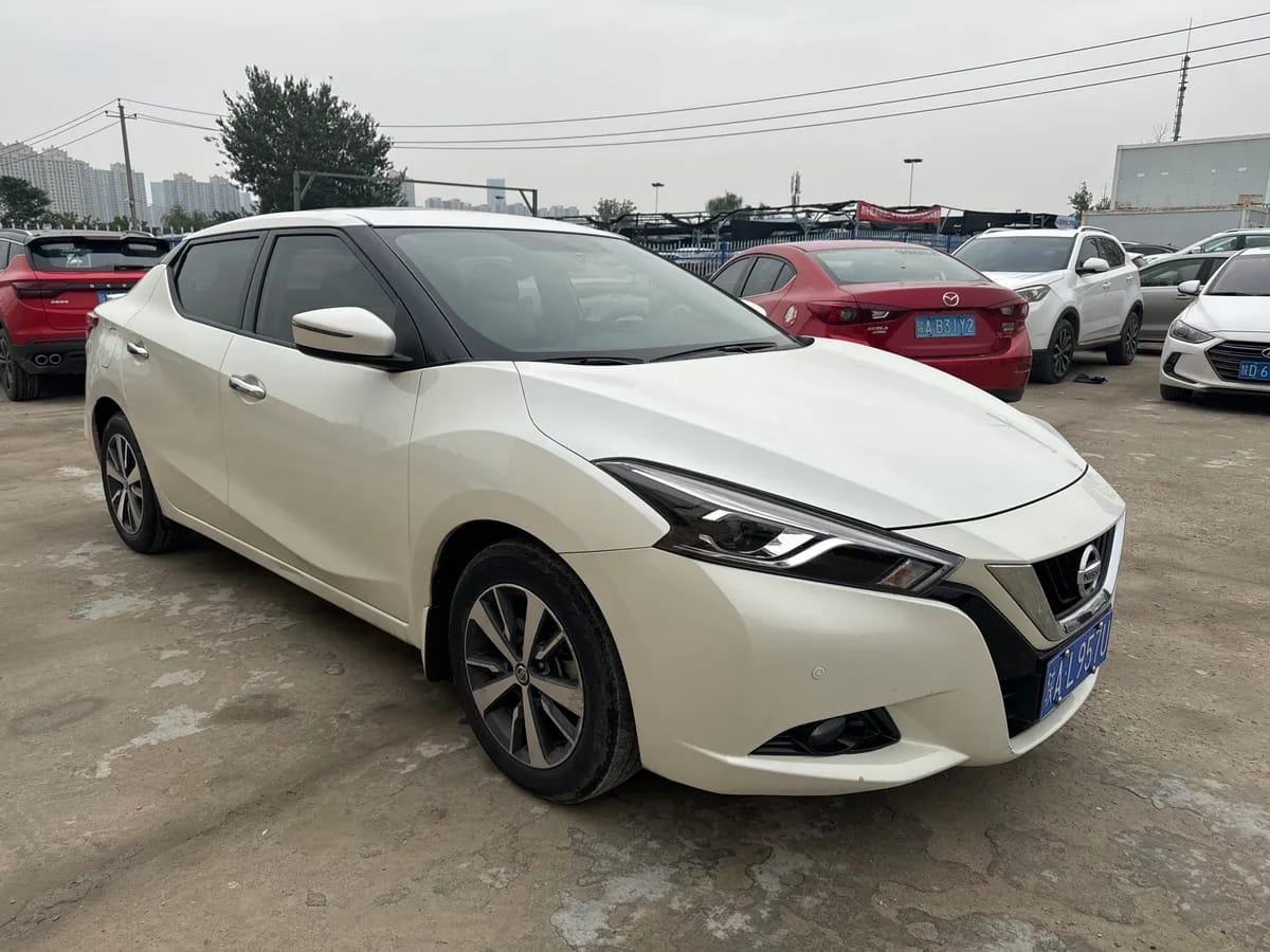 Nissan 2016 1.6L CVT 3
