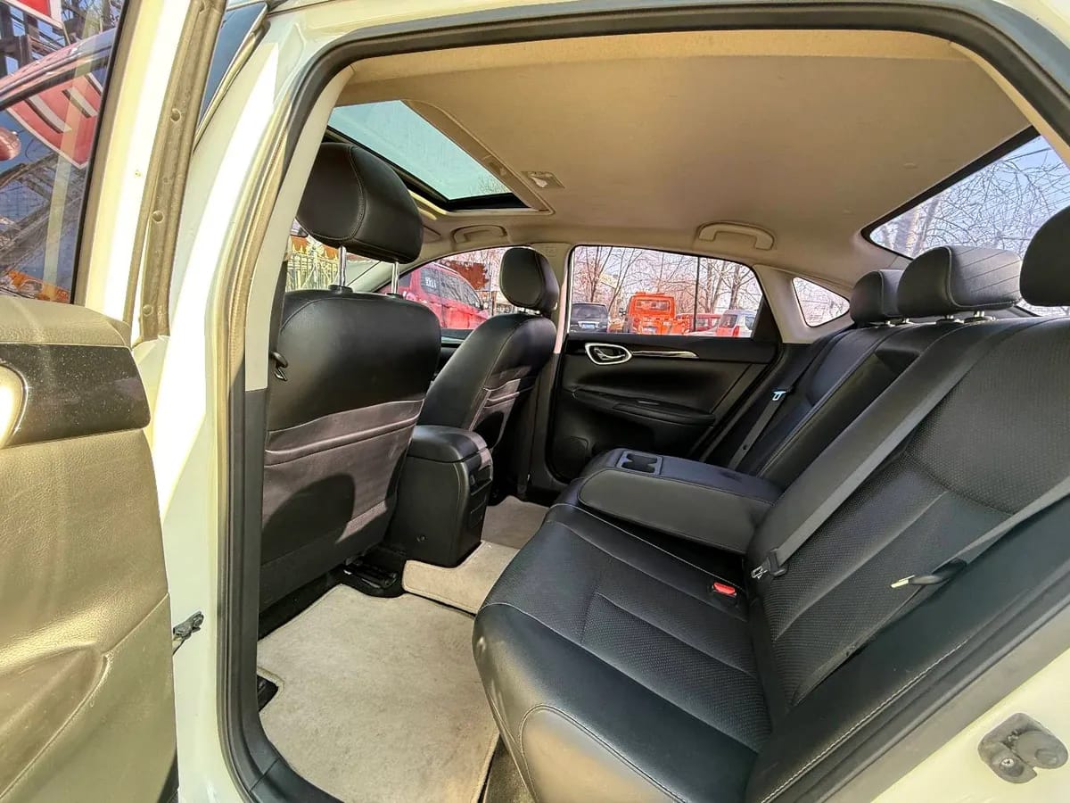 Nissan 2016 1.6XV CVT 5