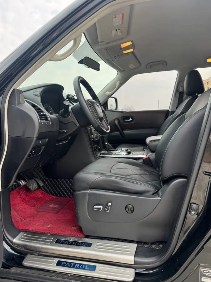 Nissan ( ) 2018 4.0L 4