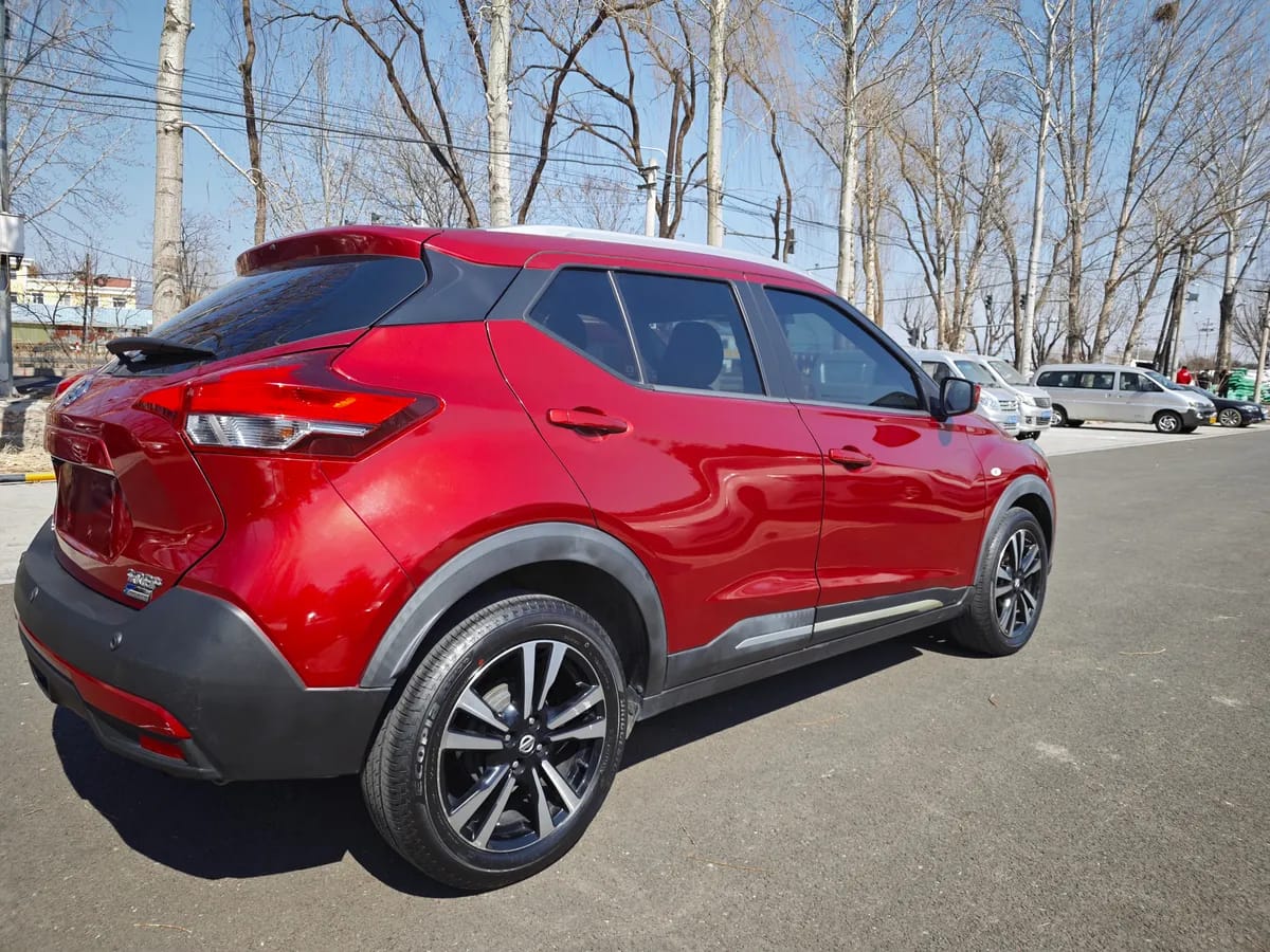 Nissan 2019 1.5L CVT 6