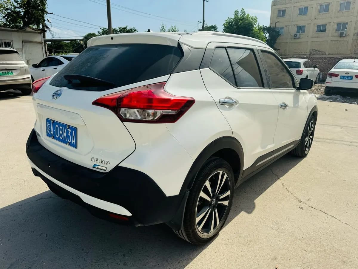 Nissan 2019 1.5L CVT 9