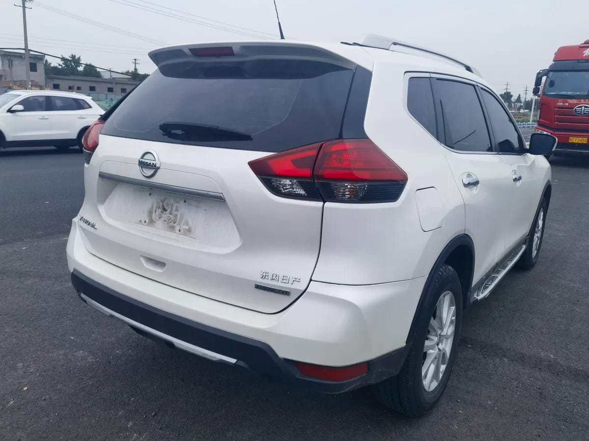 Nissan 2019 2.0L CVT 2WD 3