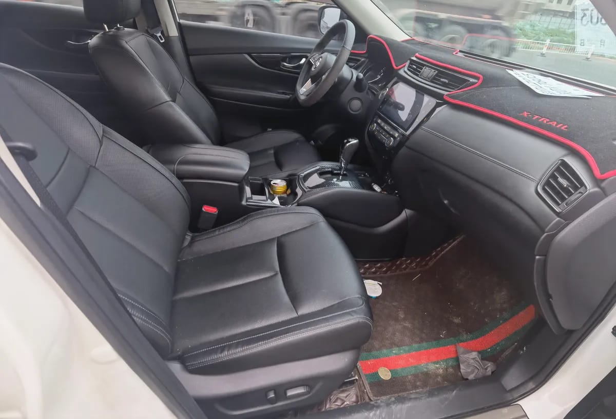 Nissan 2019 2.0L CVT 2WD 4