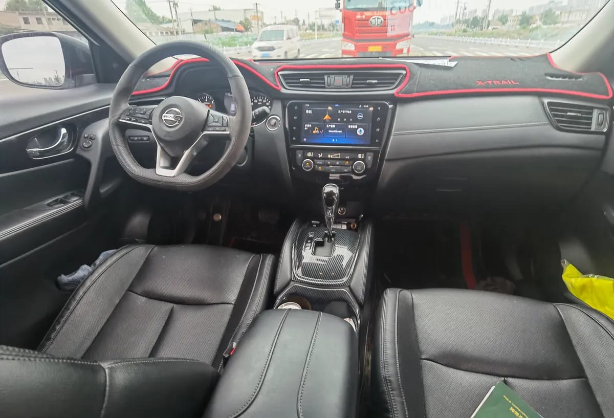 Nissan 2019 2.0L CVT 2WD 9