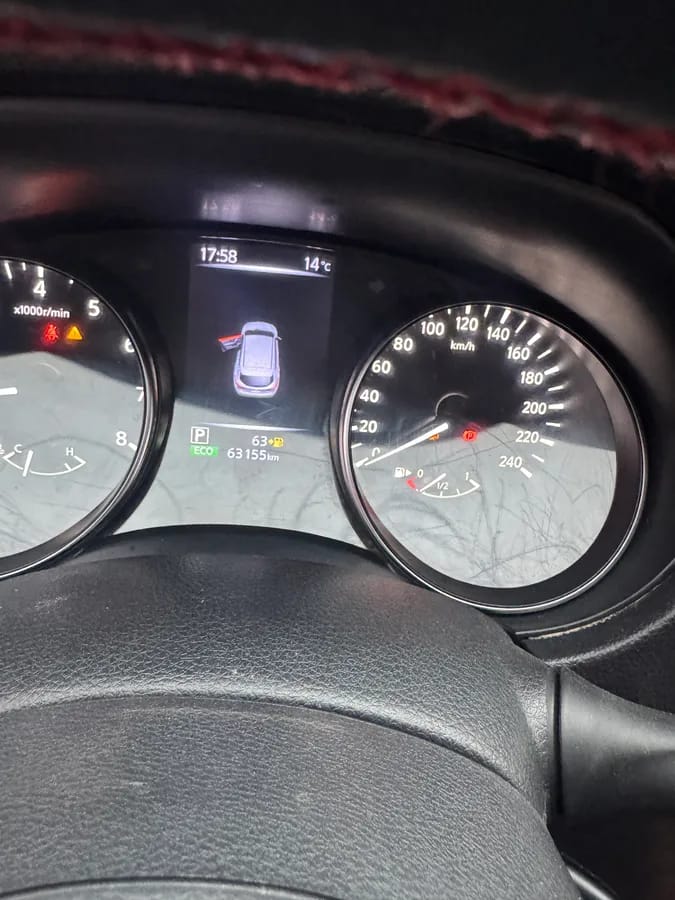 Nissan 2019 2.0L CVT 10