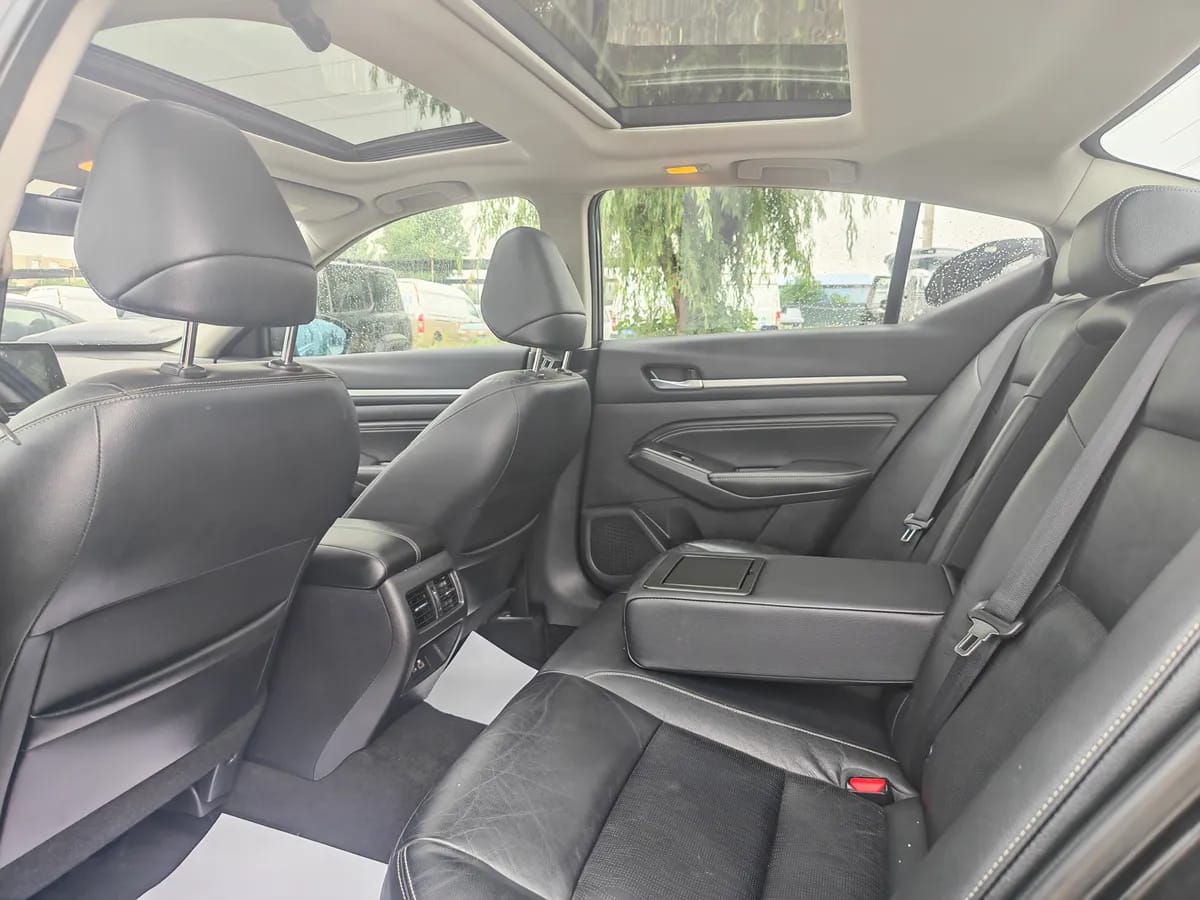 Nissan 2019 2.0L XE 7