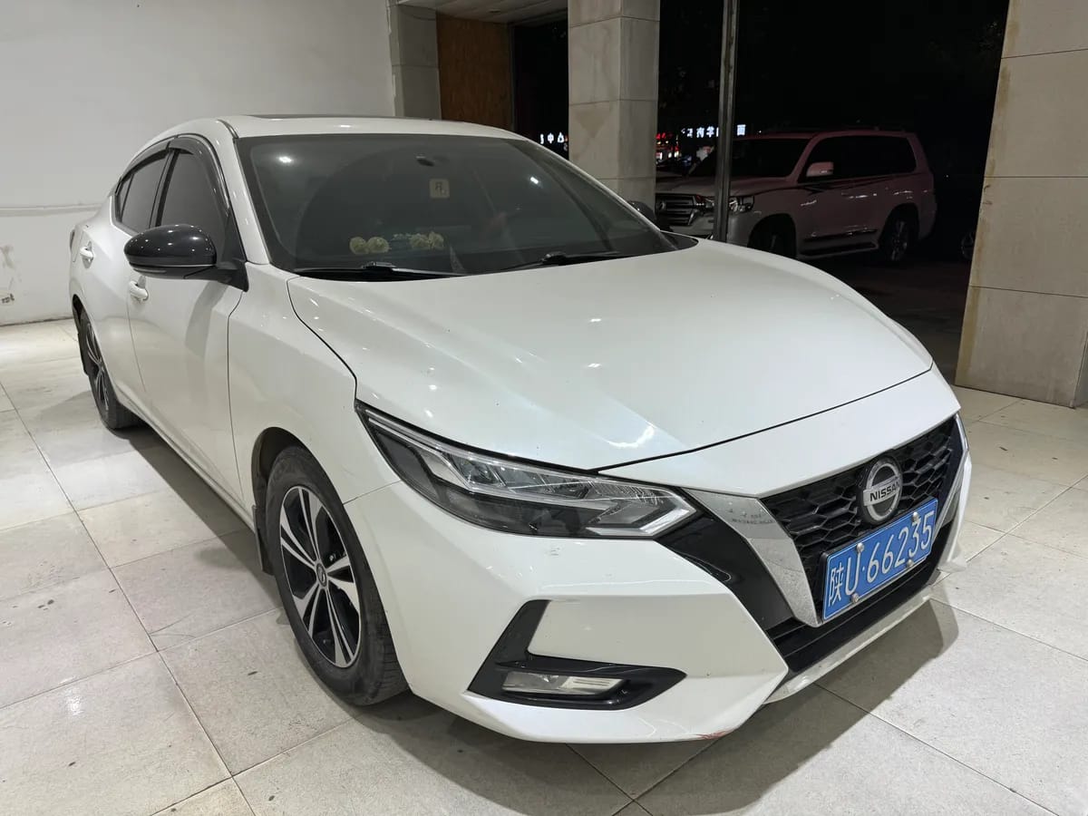 Nissan 2020 1.6L XL CVT 3