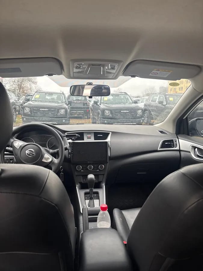 Nissan 2021 1.6XE CVT 7