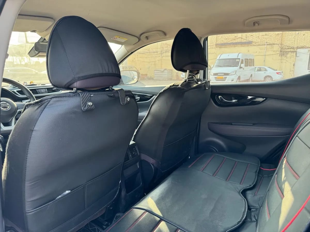 Nissan 2021 2.0L CVT 9
