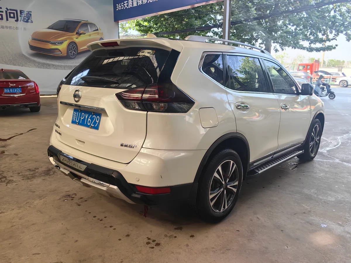 Nissan 2021 2.5L CVT 4WD XL ITS 4