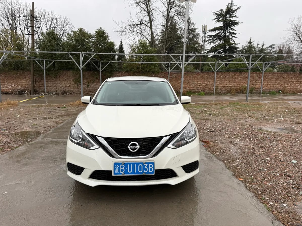 Nissan 2022 1.6XE CVT 2