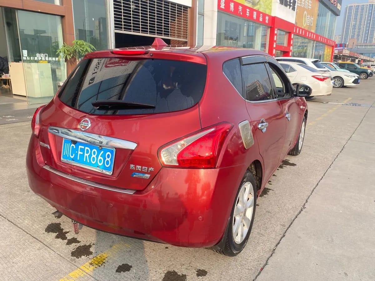 Nissan TIIDA 2014 1.6L CVT 8