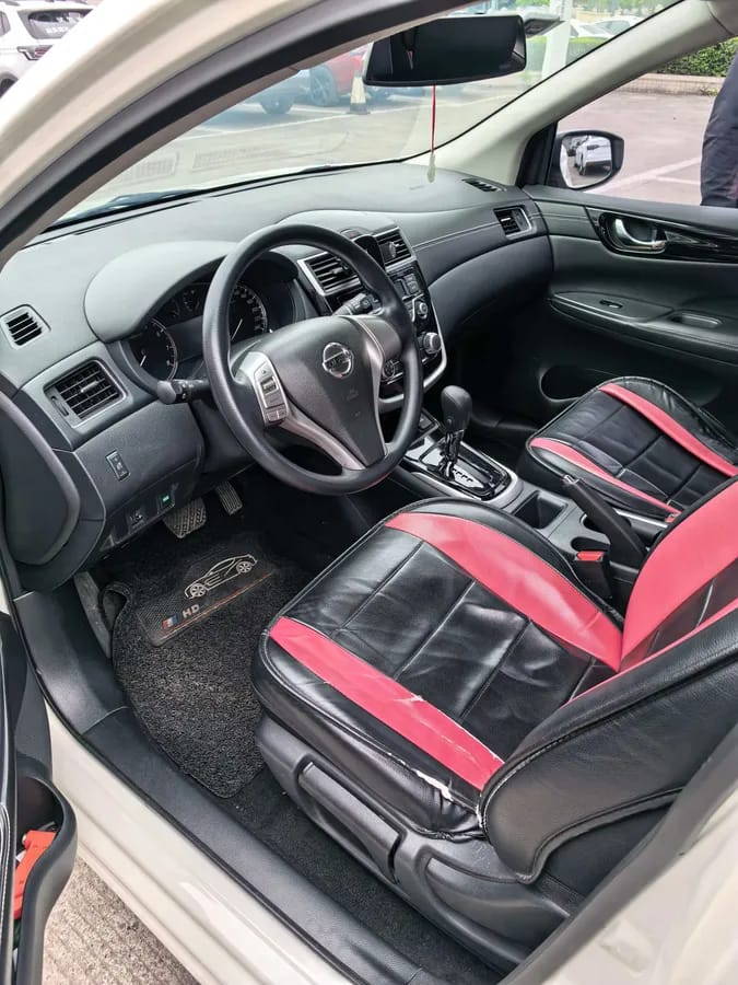 Nissan TIIDA 2016 1.6L CVT 5